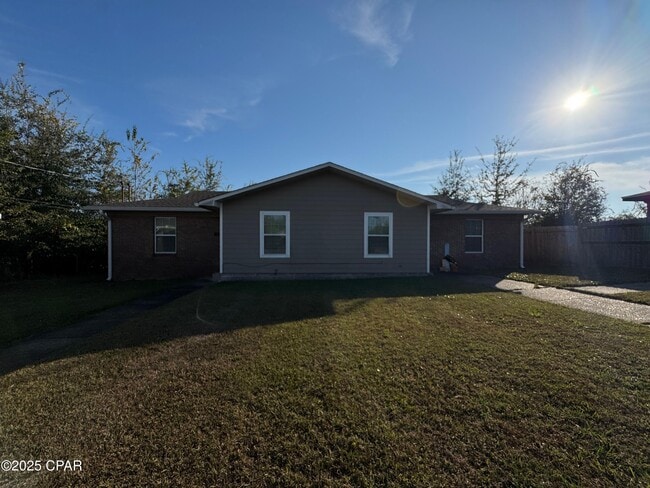 Photo - 4006 E 11th St Unit D