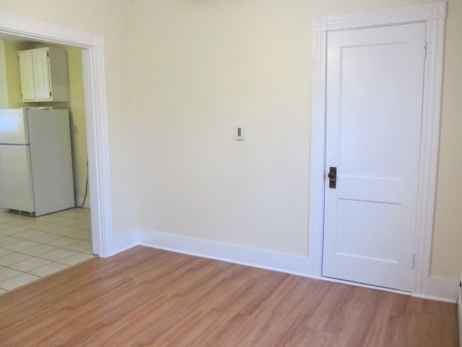 Photo - 38 Graham St Unit 201