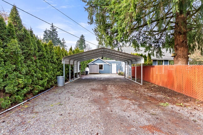 Photo - 3311 Gull Harbor Rd NE