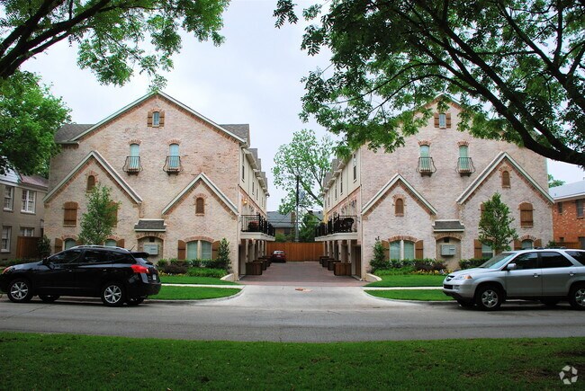 Photo - 3439 McFarlin Blvd