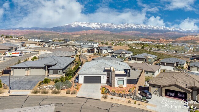 Photo - VIEWS VIEWS VIEWS!