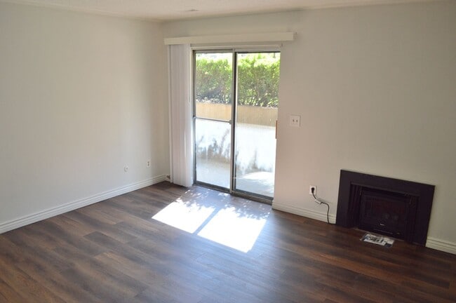 Photo - Beautiful Condo in Prime Centerville Location!