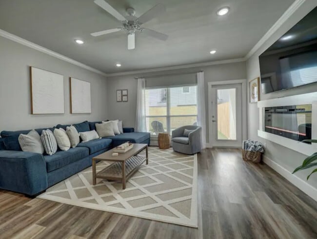 Photo - 14013 Ports O Call Dr Unit B