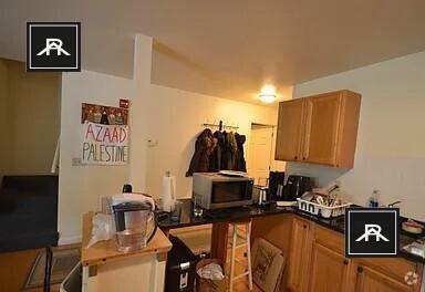 Building Photo - 5 bedroom in Allston MA 02134 Unit A Rental