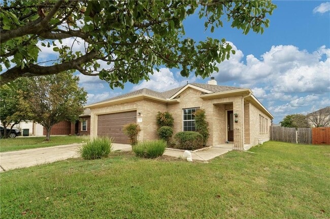 Photo - 702 Pampas Ricas Dr
