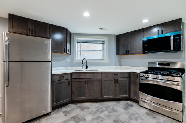 Photo - 4426 N Bernard St Unit 1b