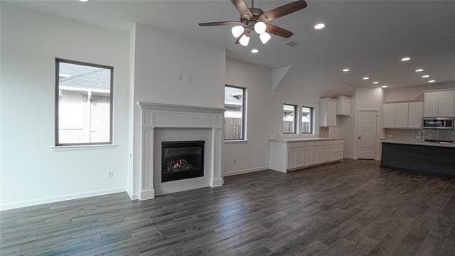 Photo - 5315 Tupper Ave