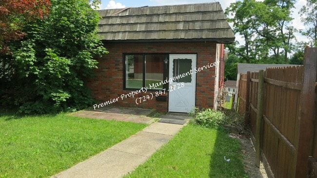 Building Photo - 1608 15th St Unit 2