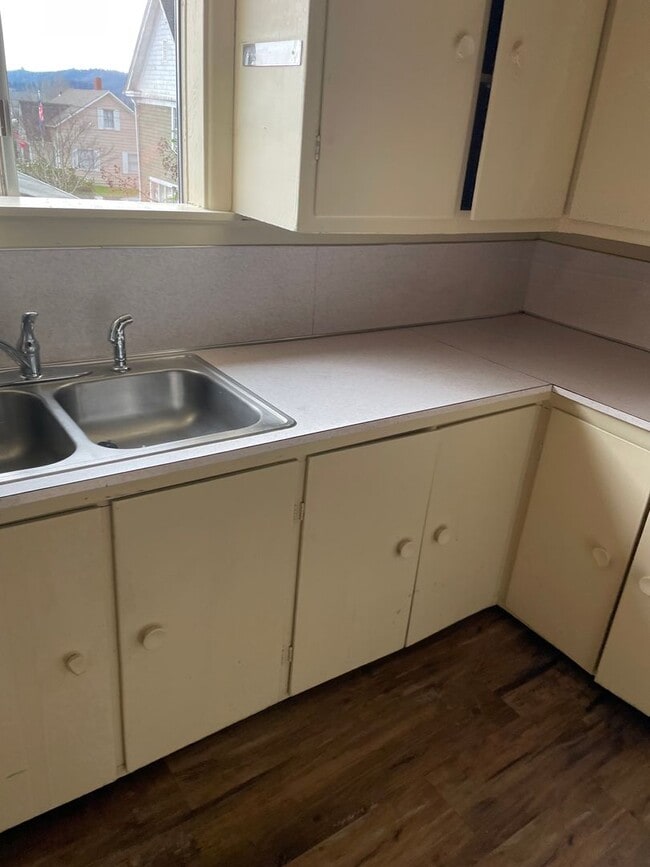 Photo - 212 Spruce St Unit A 278