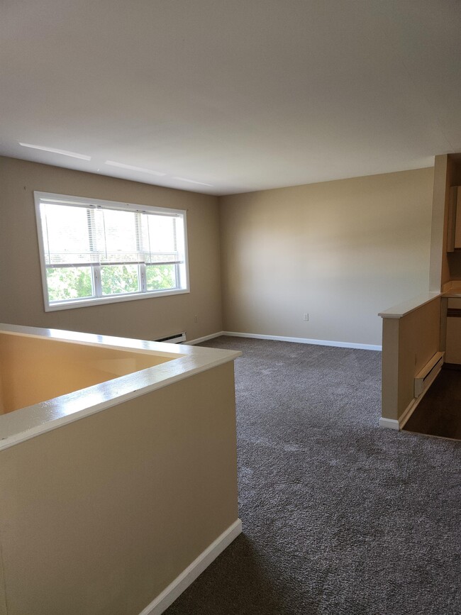 Photo - 101 Pickwick Pl Townhome