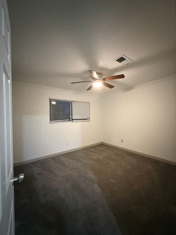 Photo - 7952 Leonora St