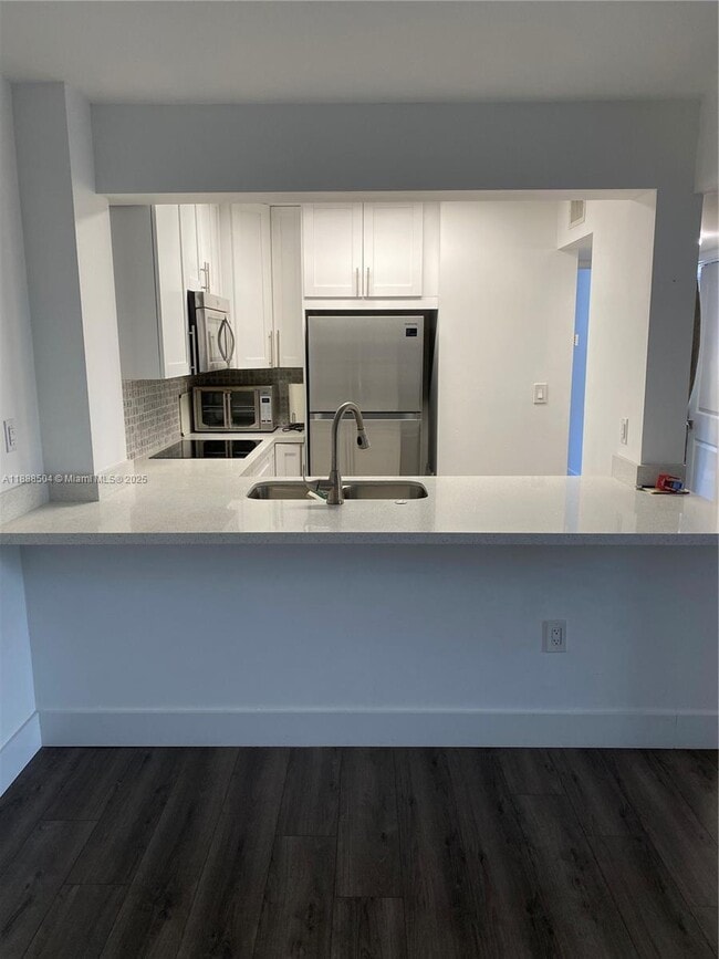 Photo - 126 SW 17th Rd Unit 208