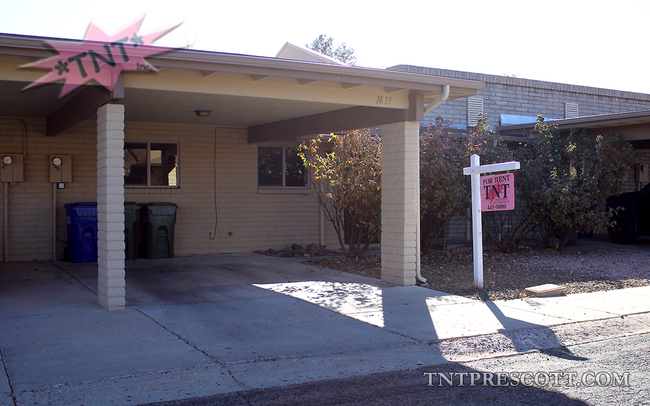 Townhome in Butte Haven HOA - Townhome in Butte Haven HOA