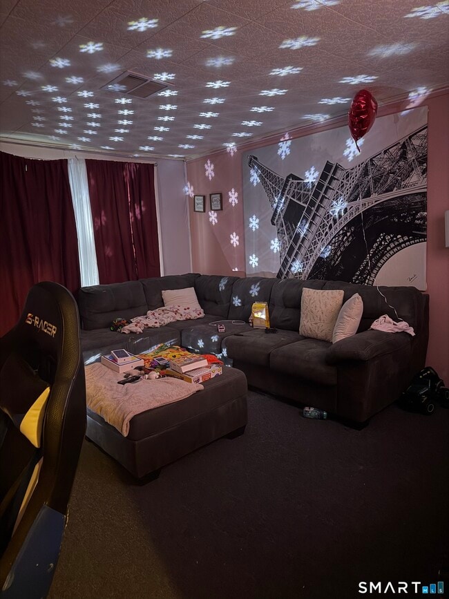 Photo - 74 George St