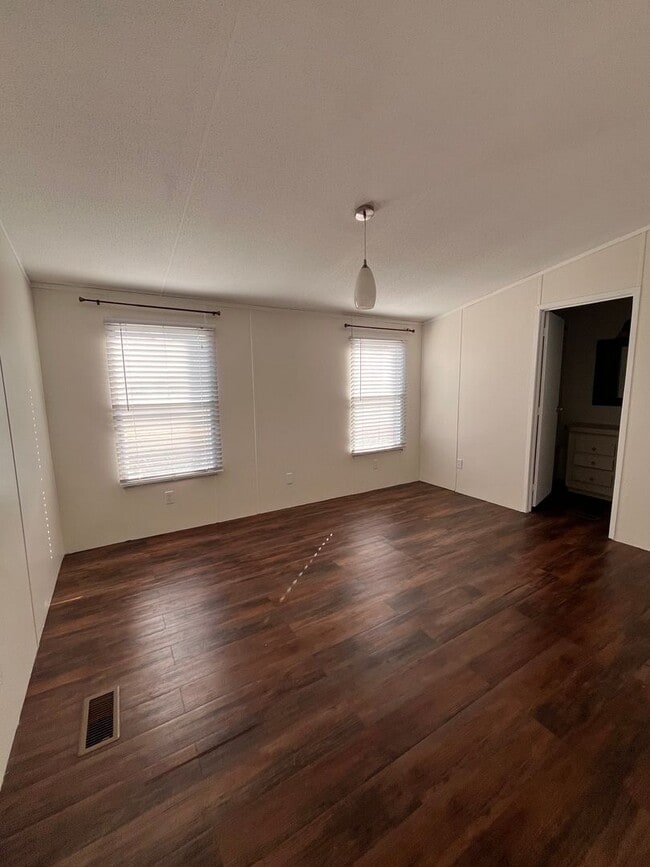Photo - Mobile home in country setting (six month lease)