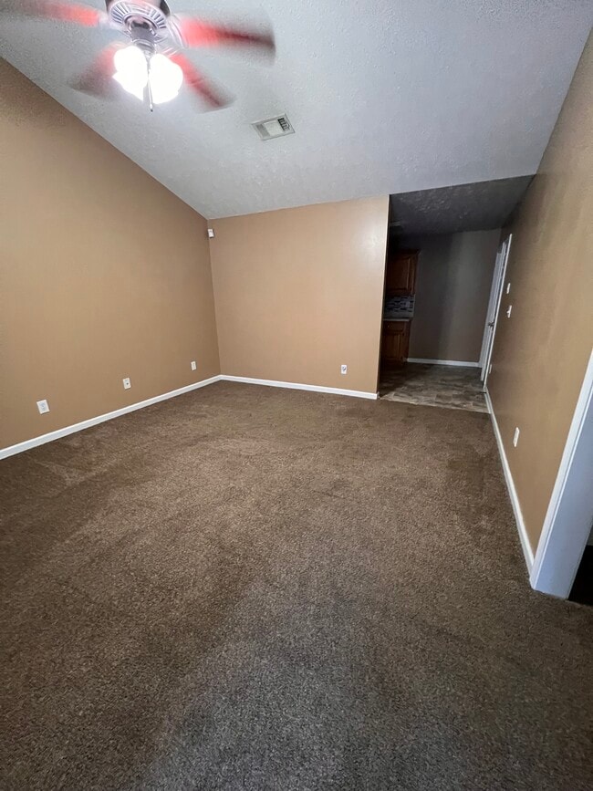 Photo - 3241 Wade St