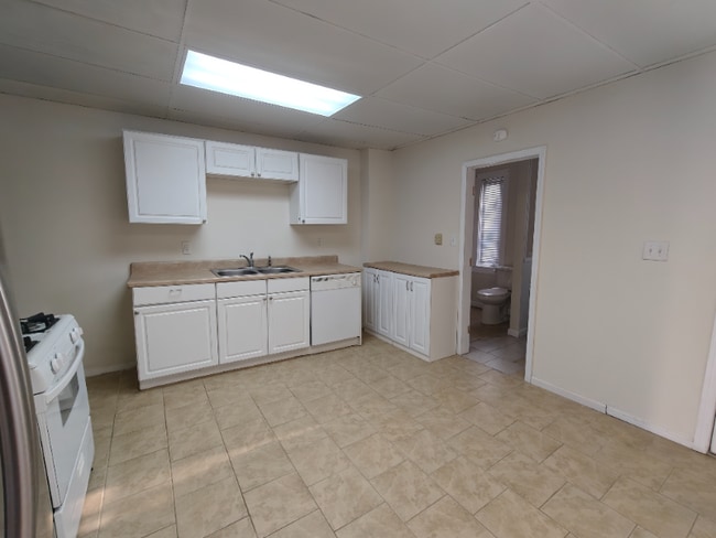 Photo - 509 Hallstead St