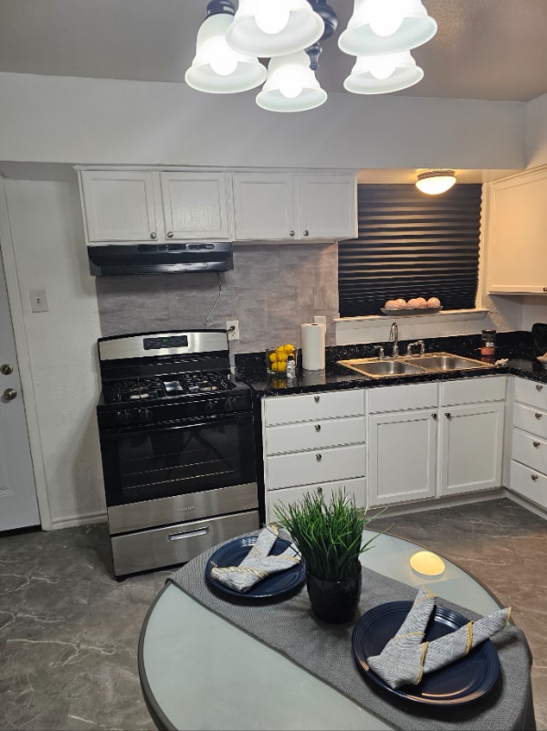 Photo - 4011 Happy Canyon Dr