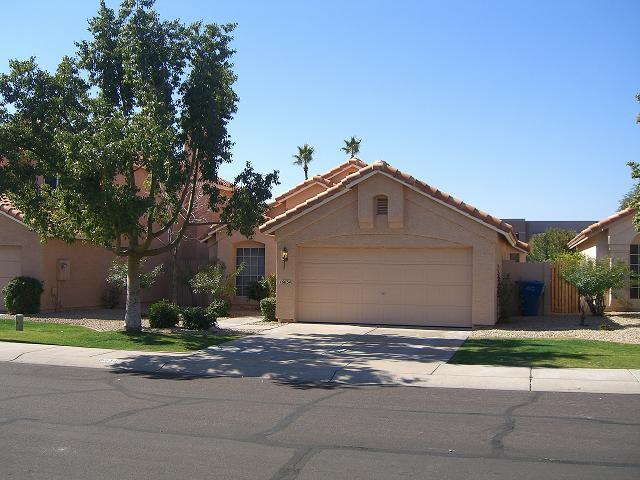 Front of House - 16634 S 32nd Plz Casa