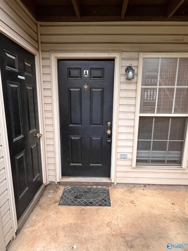 Photo - 5005 Chancellor Square Unit A