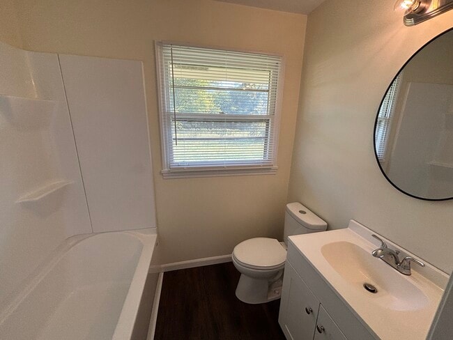 Photo - 1006 Waverly Ave