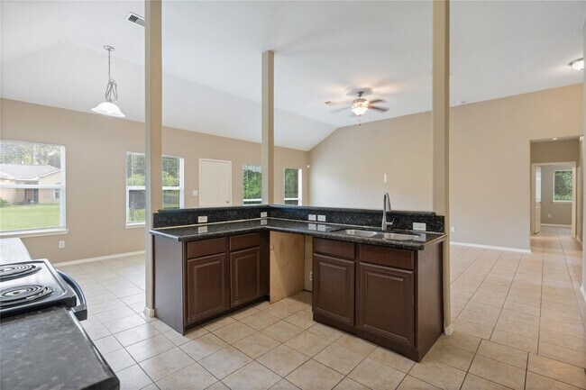 Photo - 9104 N Green River Dr