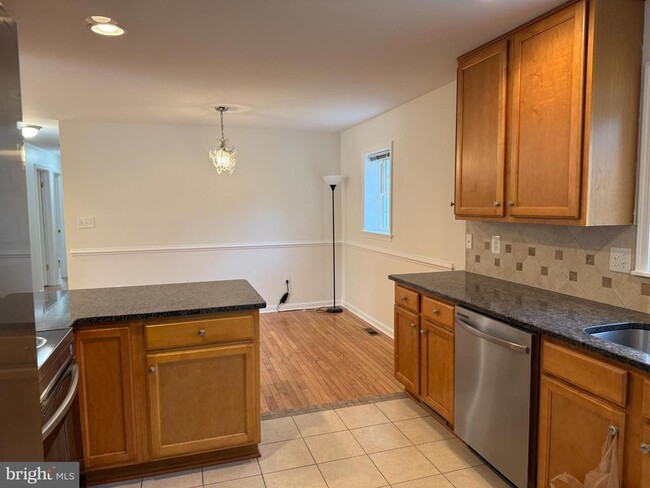 Photo - 4032 Olley Ln