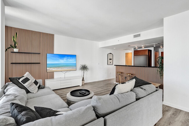 Photo - 244 Biscayne Blvd Unidad 244 Biscyane blvd #3409
