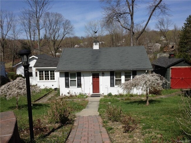 Building Photo - 17 Brookside Rd Rental
