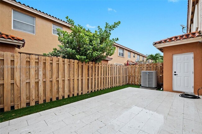 Photo - 8511 NW 141st Terrace