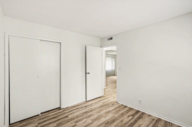 Photo - 4435 N 68th St Unidad 4435