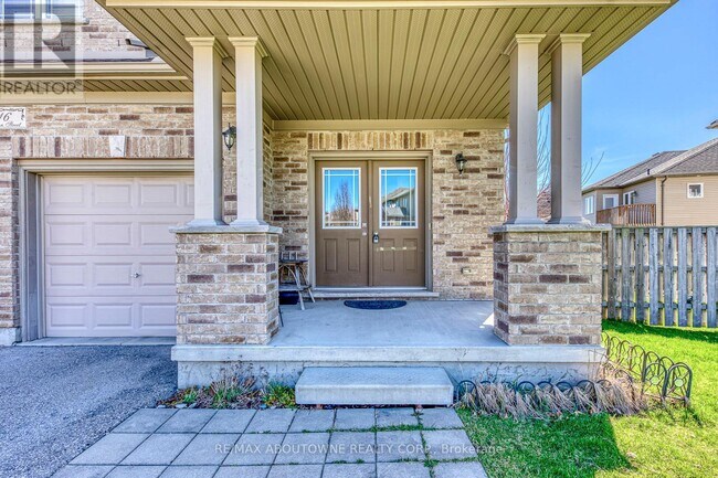 Photo - 816 Roulston St