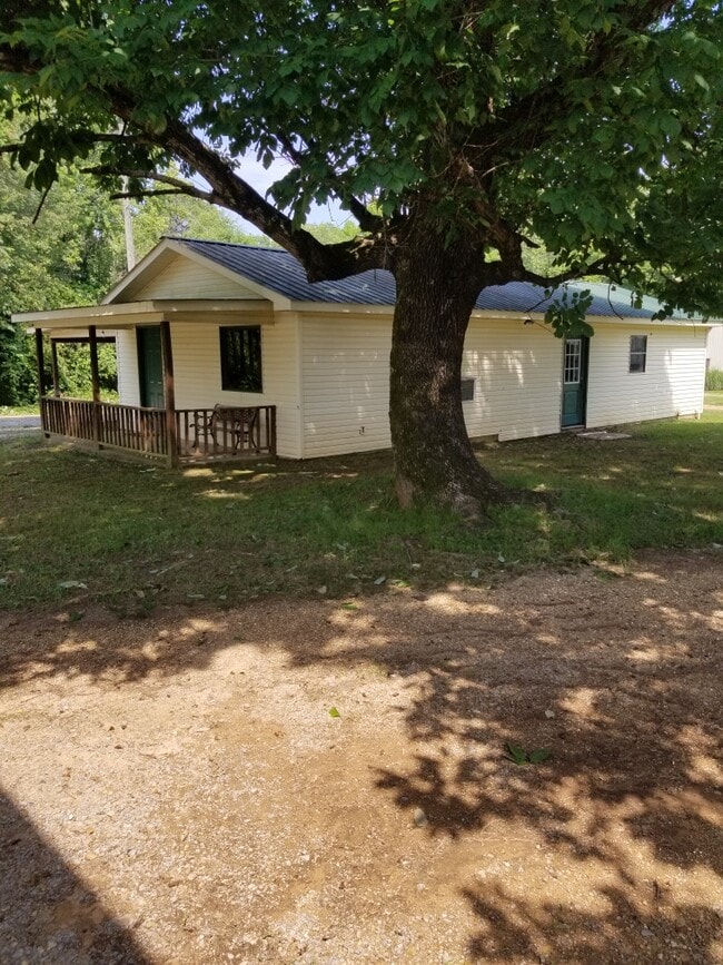 Building Photo - 22460 US-11