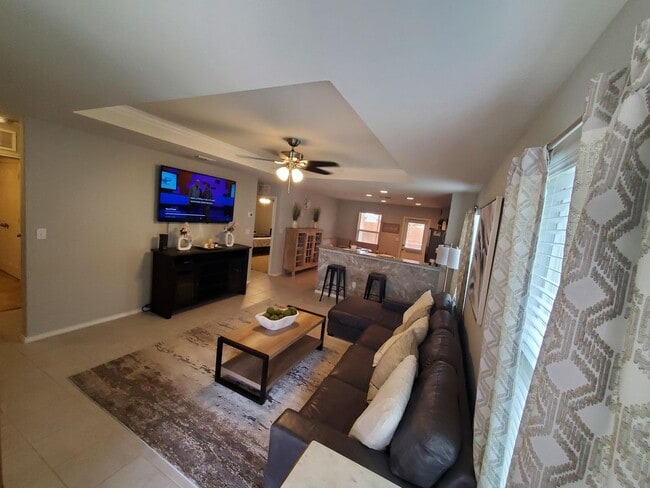 Photo - 12018 Silver Lgt