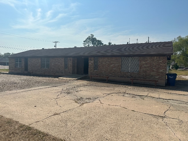 Photo - 125 W Monroe St