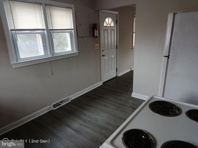 Photo - 16 N Orchard St