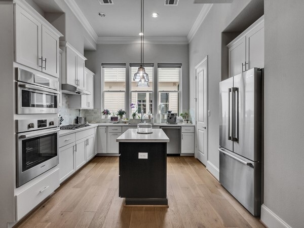 Photo - 8744 Park Kolbe Ln