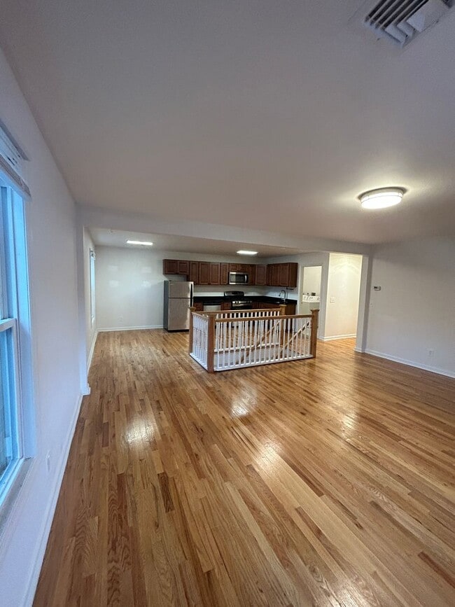 Photo - 519 Asbury Ave Unit B