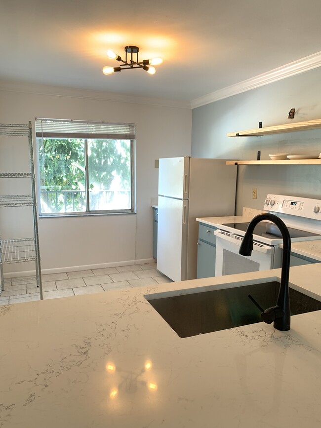 Photo - 118 Palm Dr Condo Unit 16