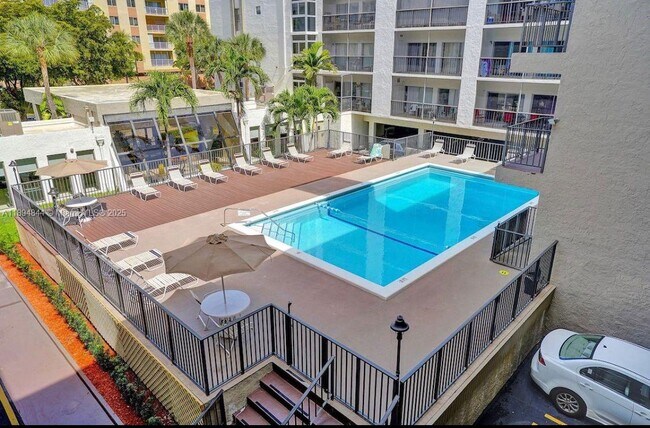 Photo - 201 178th Dr Unit 332