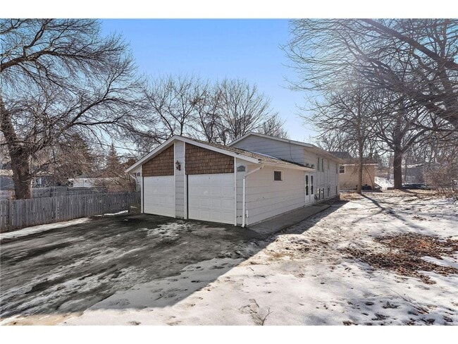 Building Photo - 4474 Denbigh Rd