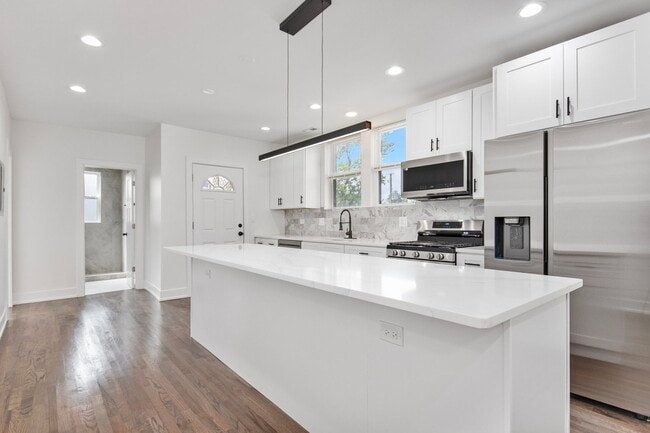 Photo - 7446 S Luella Ave Unit 2