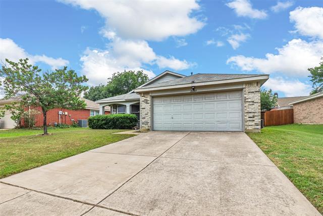 Photo - 2205 Lookout Ln
