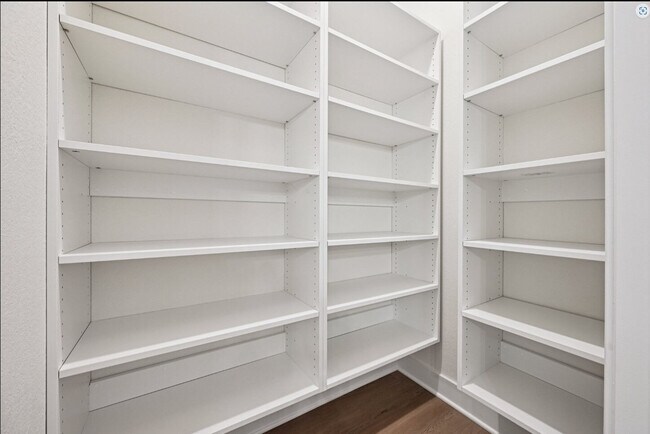 Photo - Grande Pointe