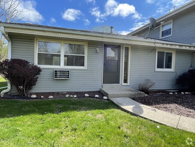 Building Photo - 2008 MacArthur Rd Rental