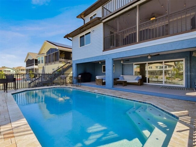 Photo - 6241 Bayside Dr
