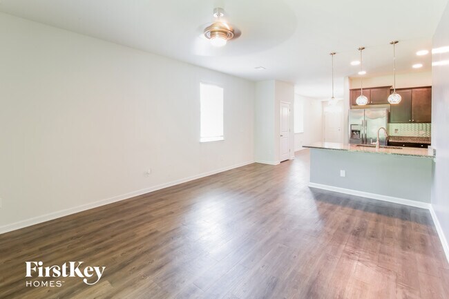 624 Wayton Cir