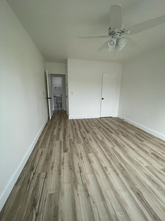 5000 Coldwater Canyon Ave