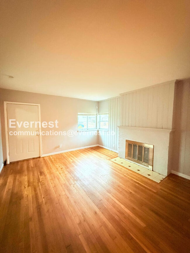 Photo - 18455 Wormer Ave