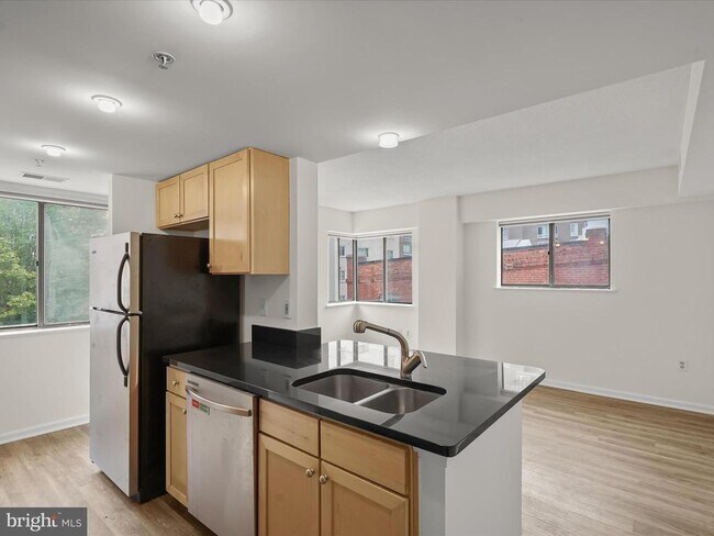 Photo - 1225 13th St NW Unidad 407